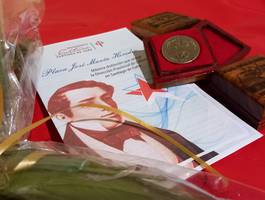 entrega-de-la-placa-heredia