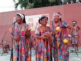 presentacion-de-la-agrupacion-folclorica-obbini-irawo