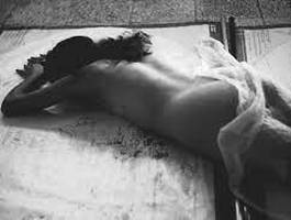 exposicion-recuerdos-desnudos