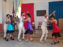 en-un-solo-ladrillito-con-el-club-del-danzon-e-invitados