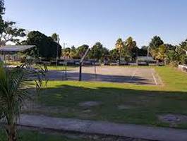 tizas-sobre-el-asfalto