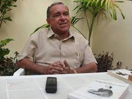 conversando-en-el-cafe-tema-la-literatura-que-no-se-lee