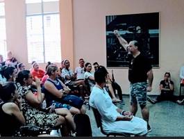 performance-accion-poetica-polizonte-teatro