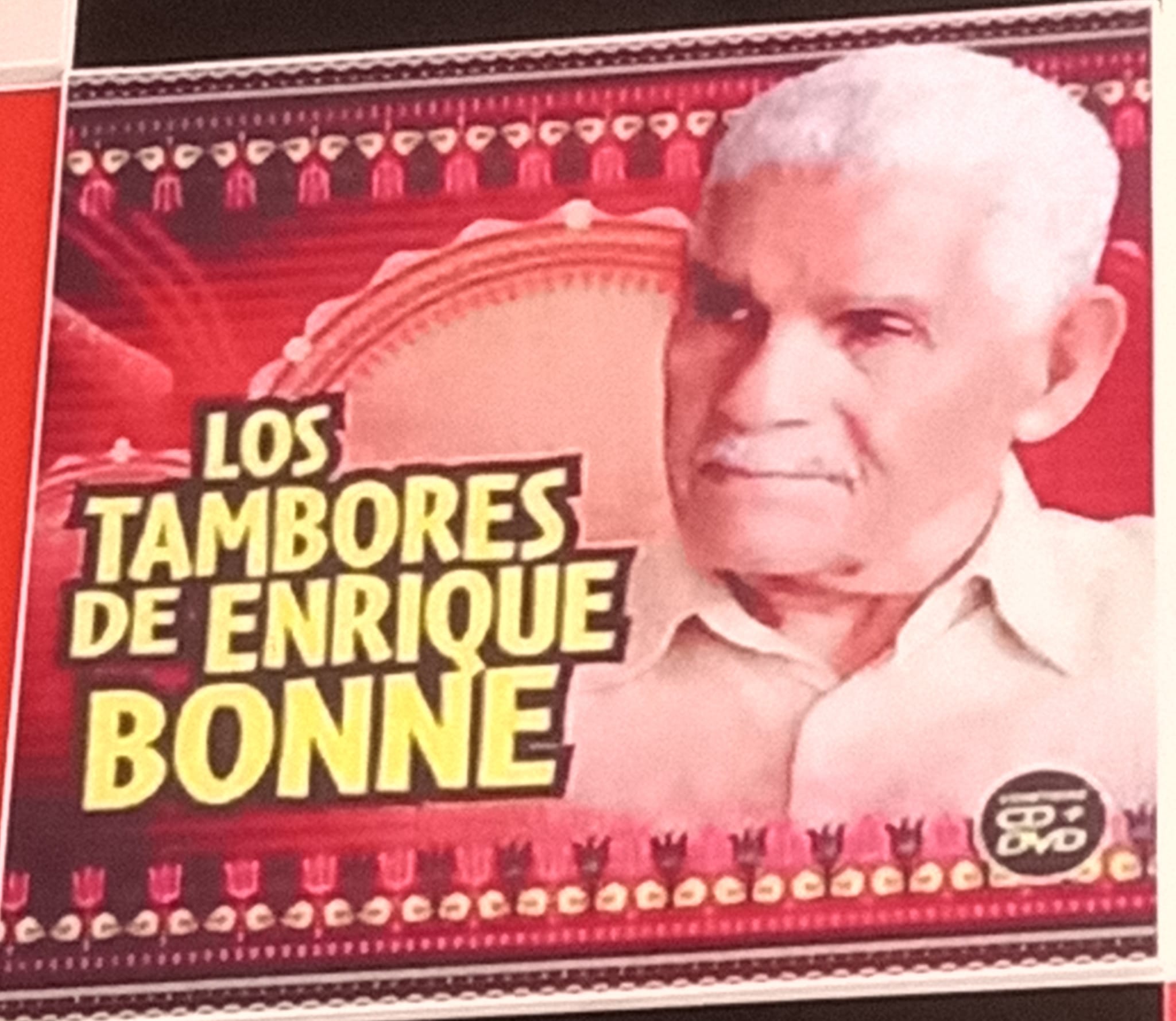 tambores-en-la-comunidad-presentacion-de-los-tambores-de-enrique-bonne
