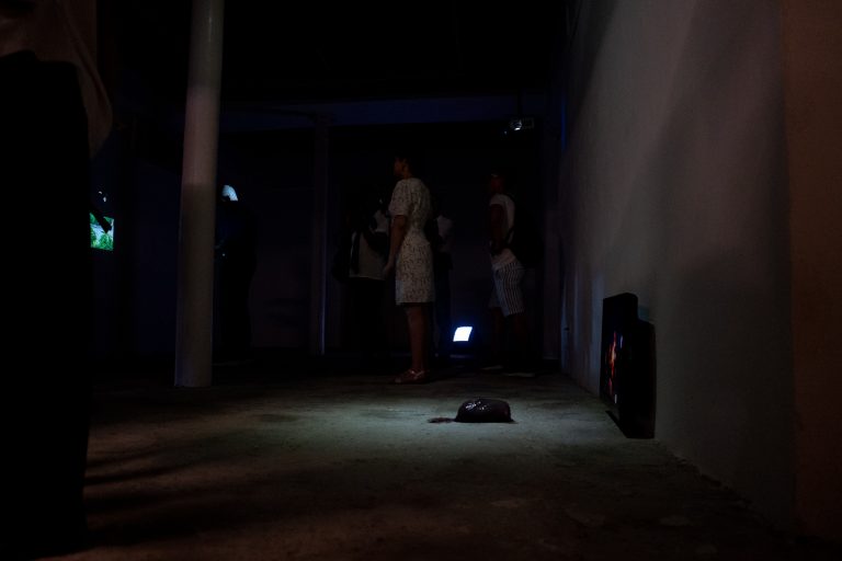 conversatorio-sobre-la-exposicion-parestesia-del-artista-yamil-orlando