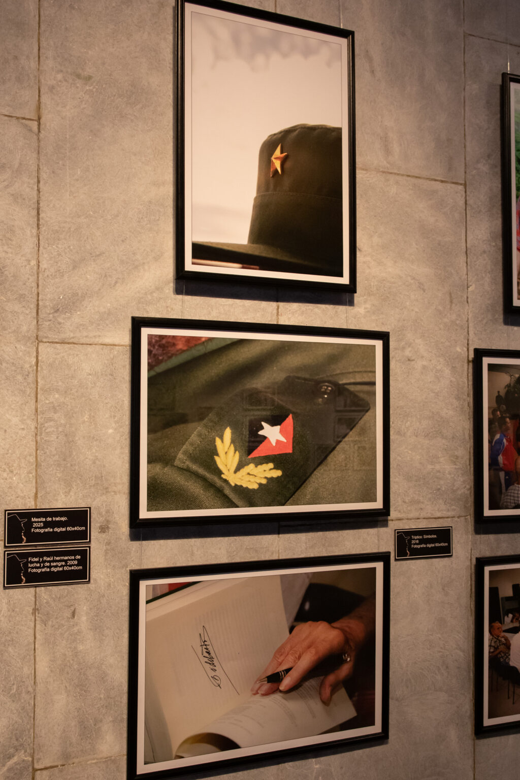 Muestra Toda la gloria del mundo de Alex Castro muestra-toda-la-gloria-del-mundo-de-alex-castro